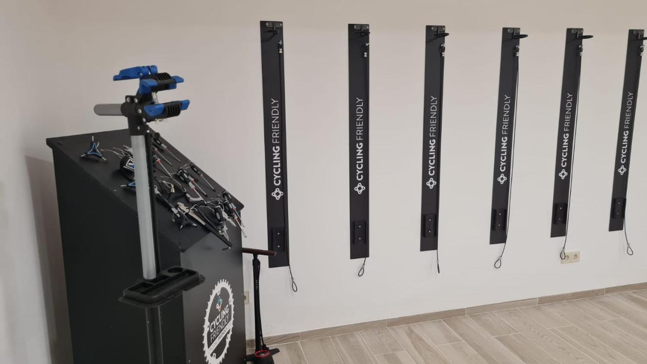プチ ホテル サン ミケル Calonge  エクステリア 写真